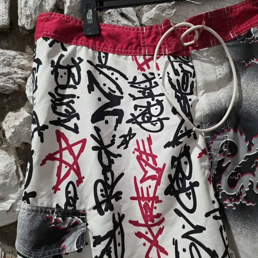 Vintage Y2K No Boundaries Dragon Board Shorts Men 34 Swim Trunks Grunge Surf Red